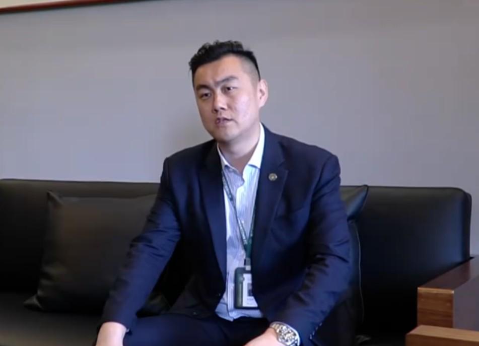 受了记者徐, 丰富的体验