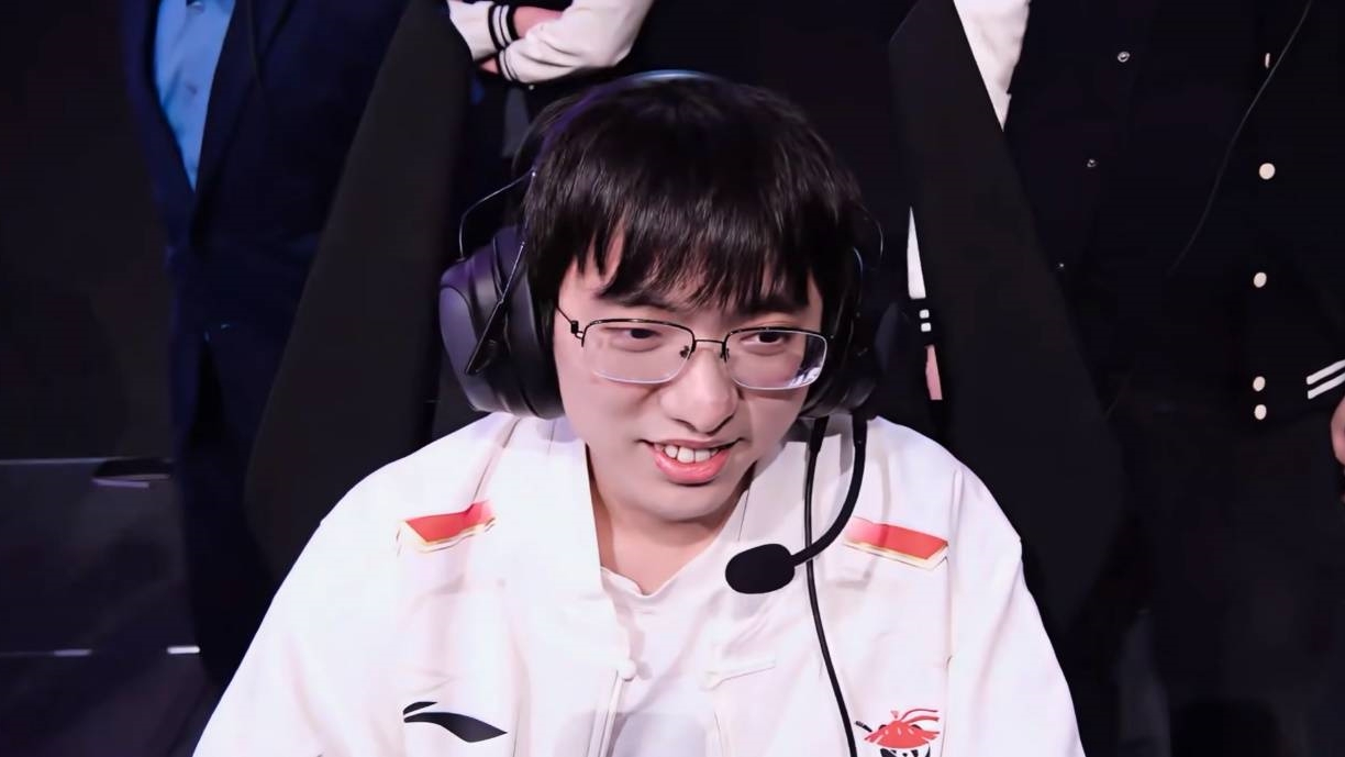 CK队伍, 世界赛最倒, 区都是内战